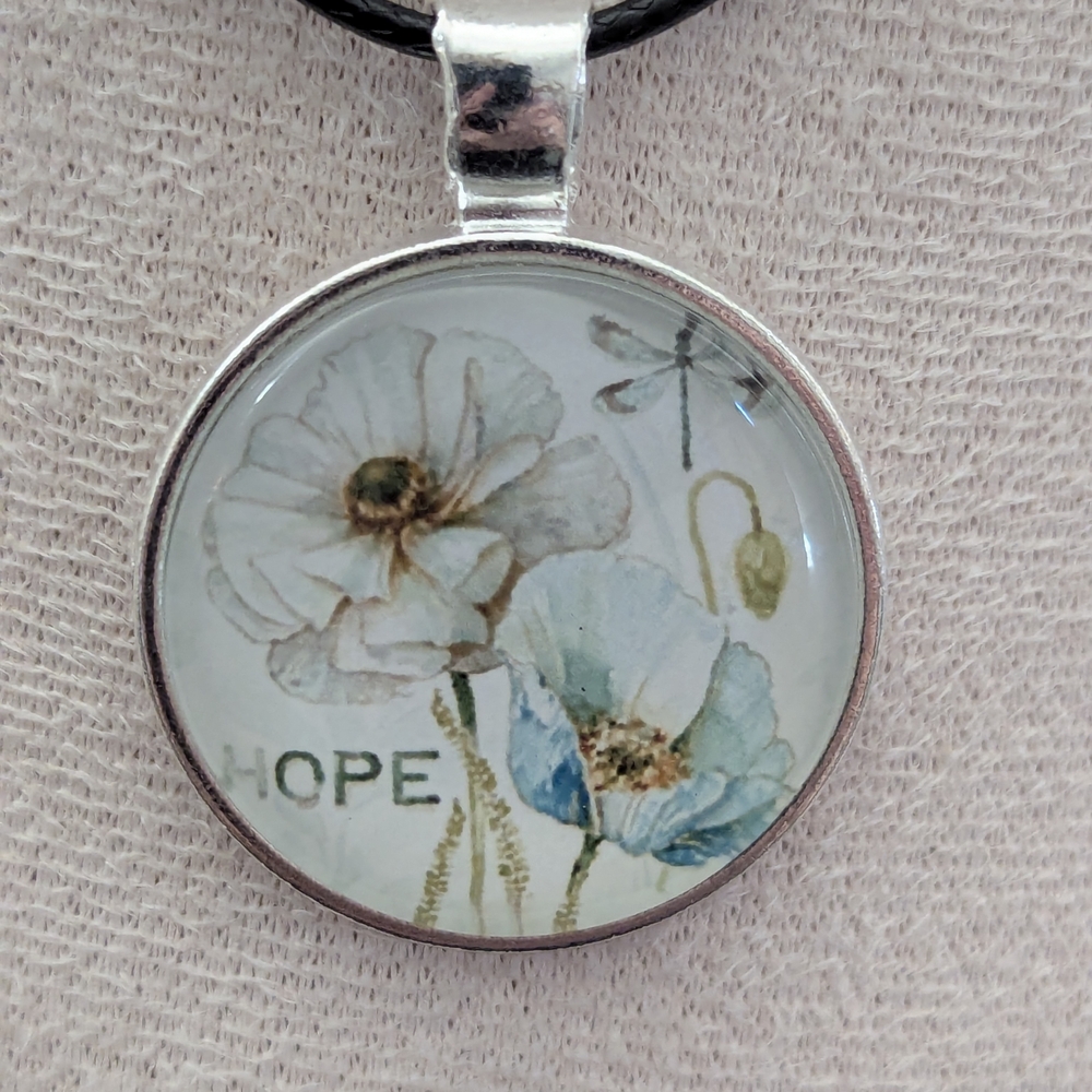 Floral Pendant Necklace with Hope Inscription